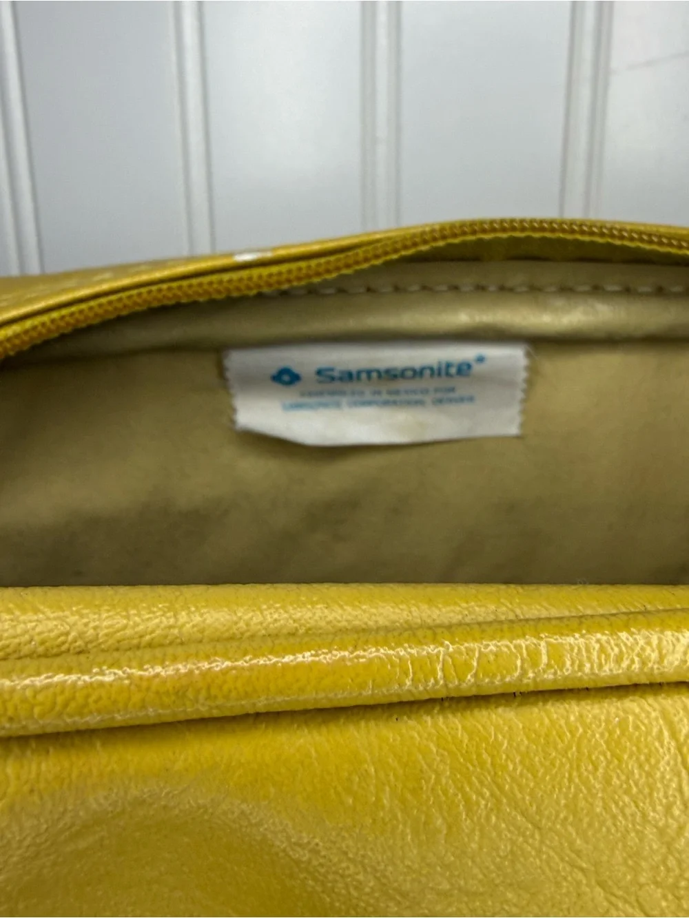 Samsonite Yellow Leather Messenger Crossbody Bag
